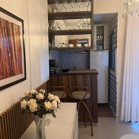 Elegancia & Conforto Flat Mobiliado Гояния Екстериор снимка