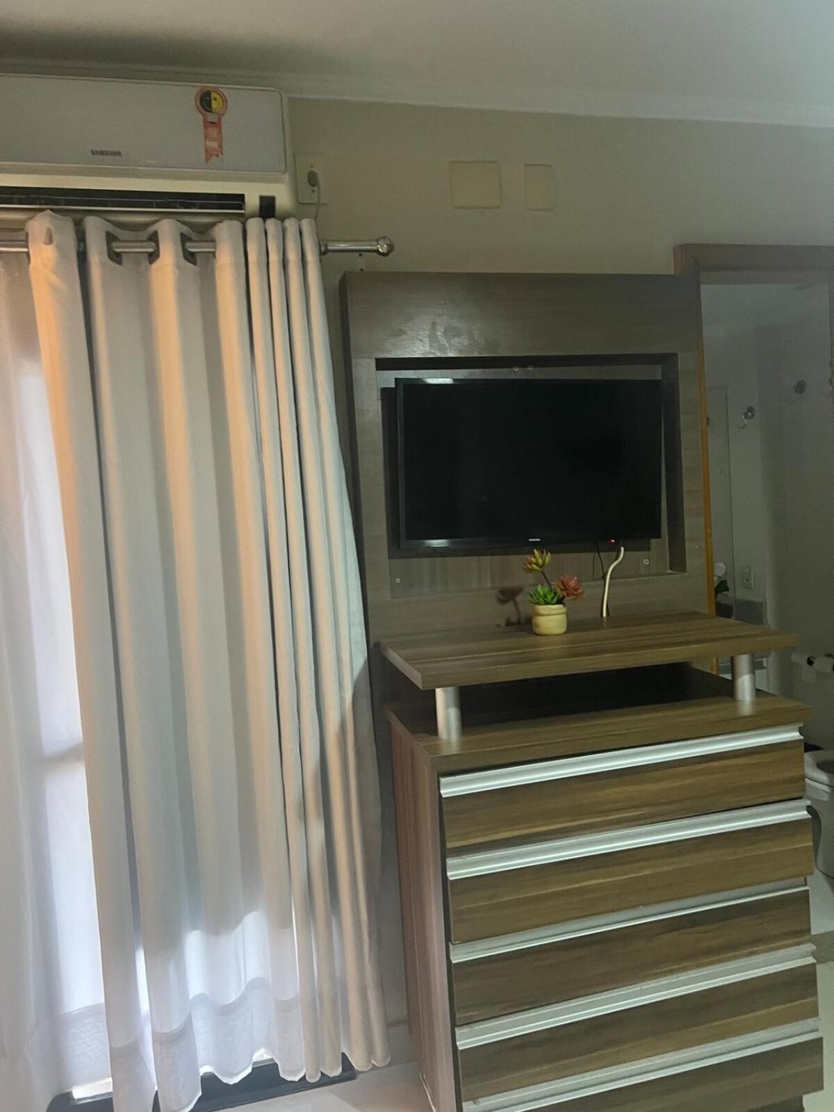 Elegancia & Conforto Flat Mobiliado Гояния Екстериор снимка