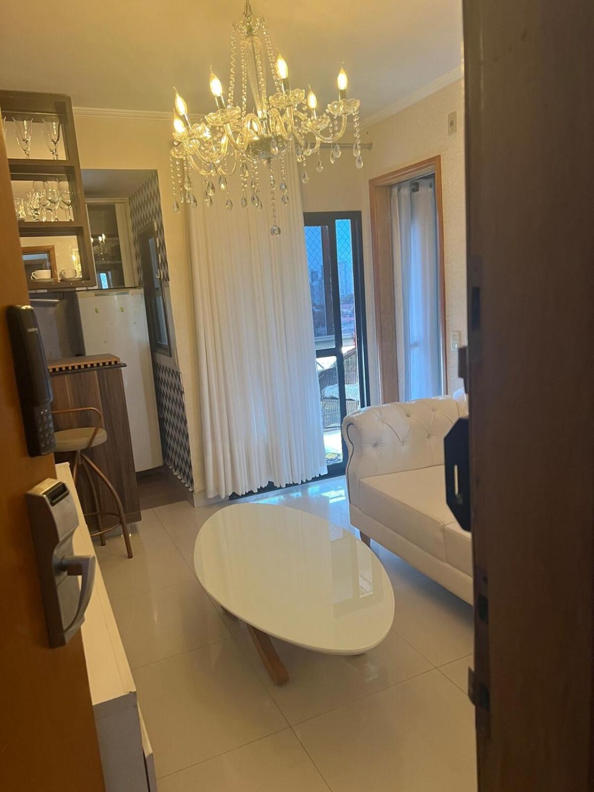 Elegancia & Conforto Flat Mobiliado Гояния Екстериор снимка